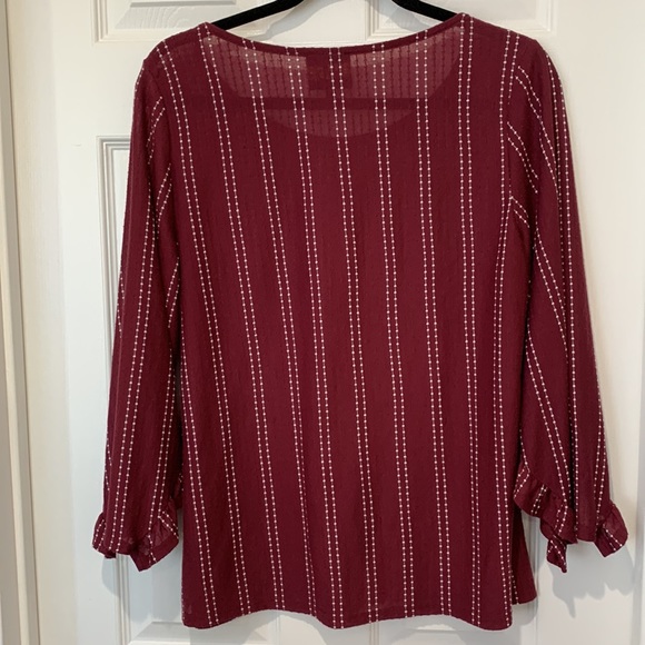 💥3 for $10💥 W5 Striped Top - Picture 2 of 6